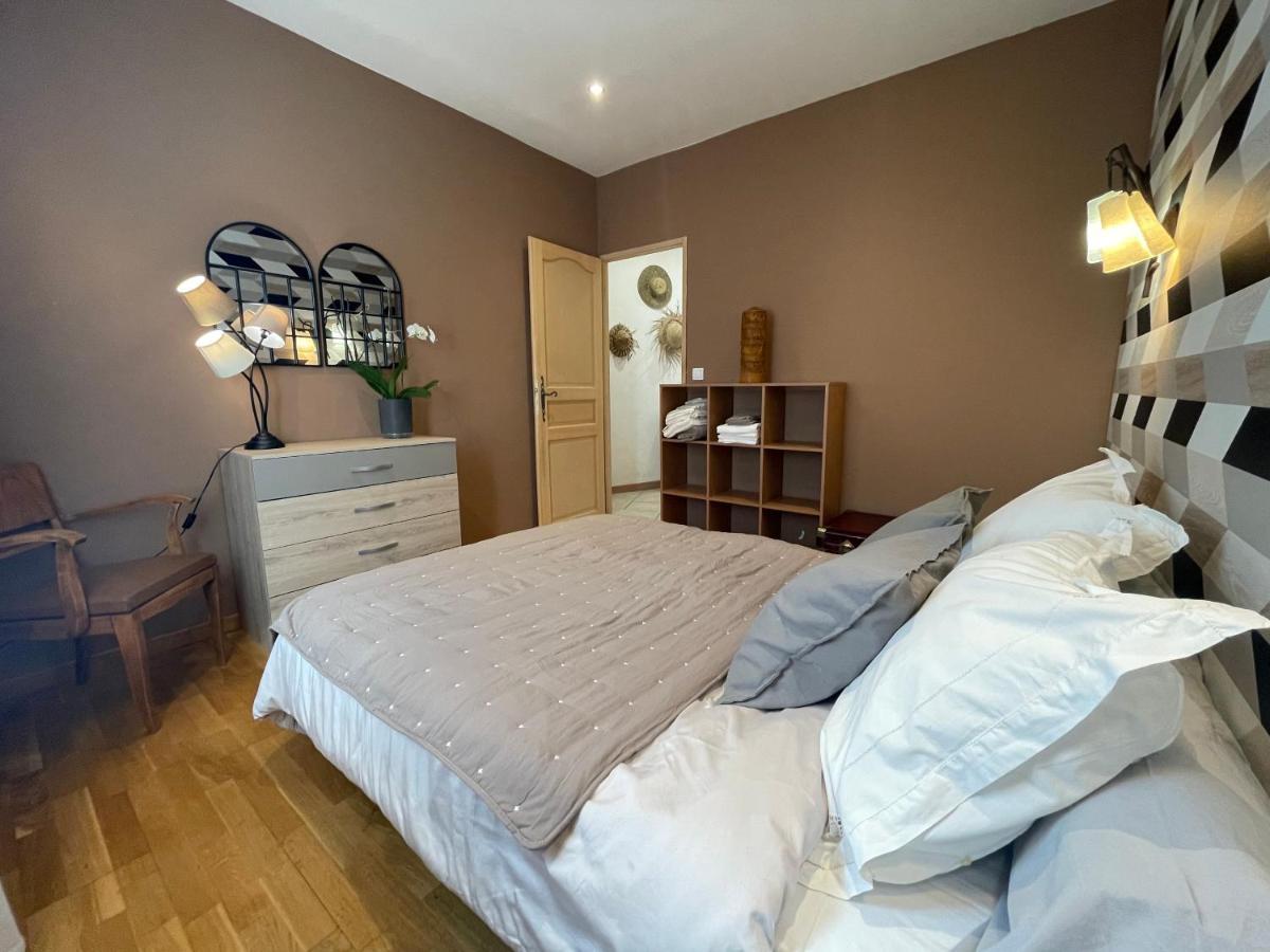 Russan Le Calme De La Garrigue B&B 외부 사진