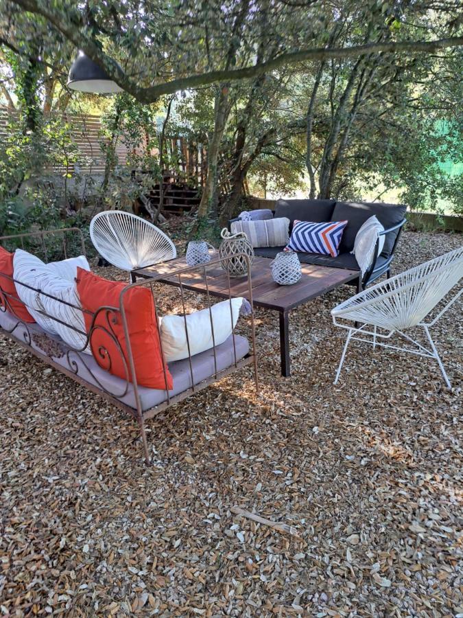 Russan Le Calme De La Garrigue B&B 외부 사진